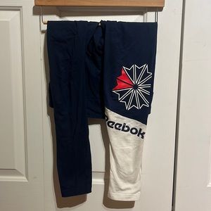 Reebok navy blue leggings